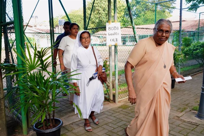 COLOMBO, Sept. 21, 2024  -- People leave a polling station after casting their votes for the presidential election 2024 in Colombo, Sri Lanka, on Sept. 21, 2024. Voting for the presidential election in Sri Lanka kicked off on Saturday, with over 17 millio