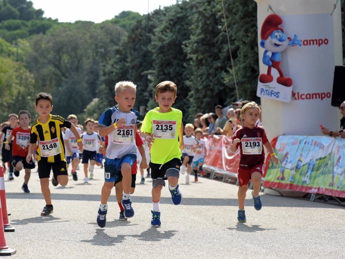 Las niñas y niños han llenado se lo han pasado en grande este domingo en la 18º Carrera de la Infancia organizada por Alcampo-Scorpio71.