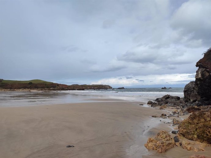 Archivo - Playa de Llanes