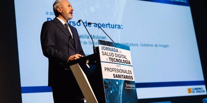 El presidente de Aragón, Jorge Azcón, inaugura la Jornada Salud Digital y Tecnología para Profesionales Sanitarios