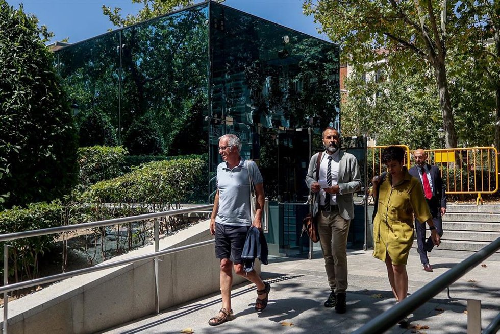 Archivo - El ex jefe de ETA Miguel Albisu, alias 'Mikel Antza', con gafas, sale de la sede de la Audiencia Nacional (AN) de Génova para declarar como imputado por el atentado contra  Miguel Ángel Blanco, a 21 de julio de 2022, en Madrid (España). El jue