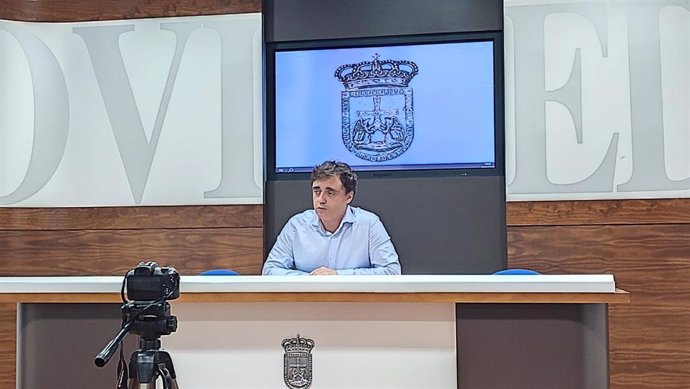 El concejal del PSOE en el Ayuntamiento de Oviedo Javier Ballina.