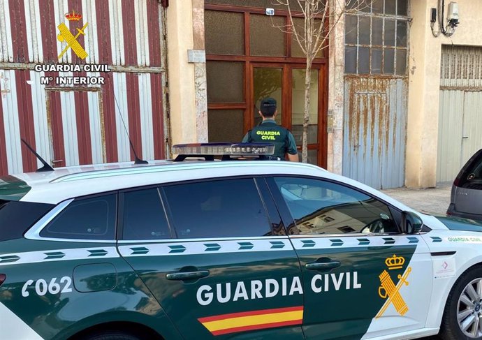 Evacuada una anciana al iniciarse el incendio del piso donde residía en Castro Urdiales