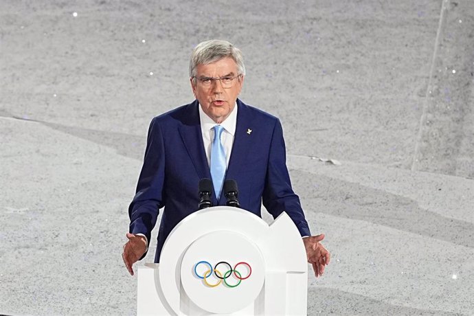 Archivo - El presidente del COI, Thomas Bach, durante la Ceremonia de Clausura de Paris 2024