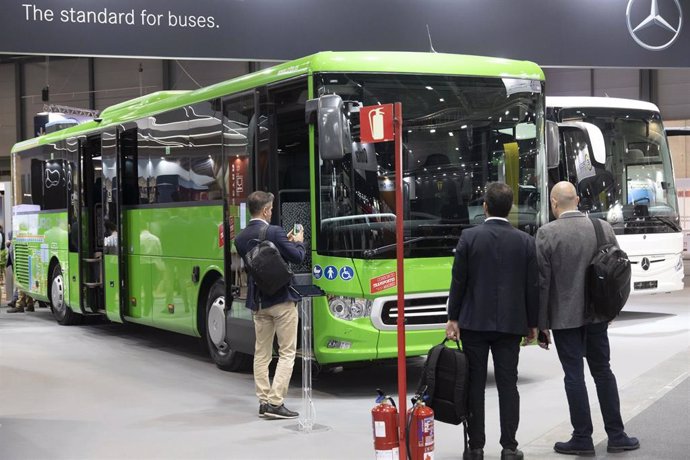 Archivo - El transporte público en Madrid tendrá un protagonismo especial en la décimo quinta edición de la Feria Internacional del Autobús y el Autocar