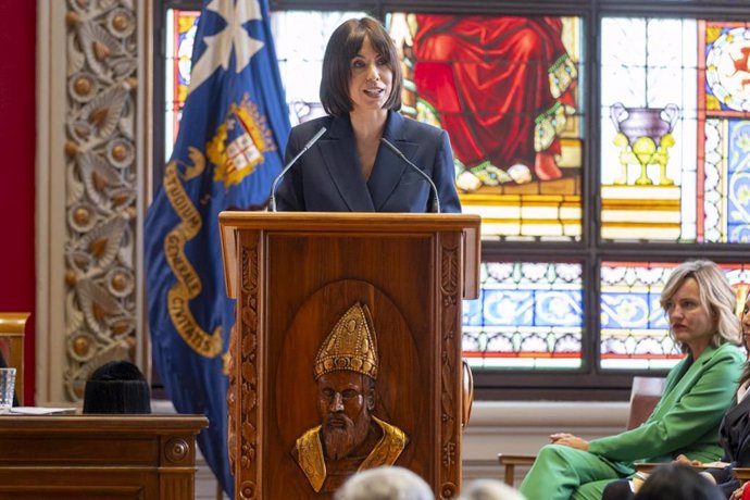 La ministra de Universidades, Diana Morant, interviene durante el solemne Acto de Apertura del Curso Universitario 2024-2025, en el Paraninfo de la Universidad de Zaragoza.