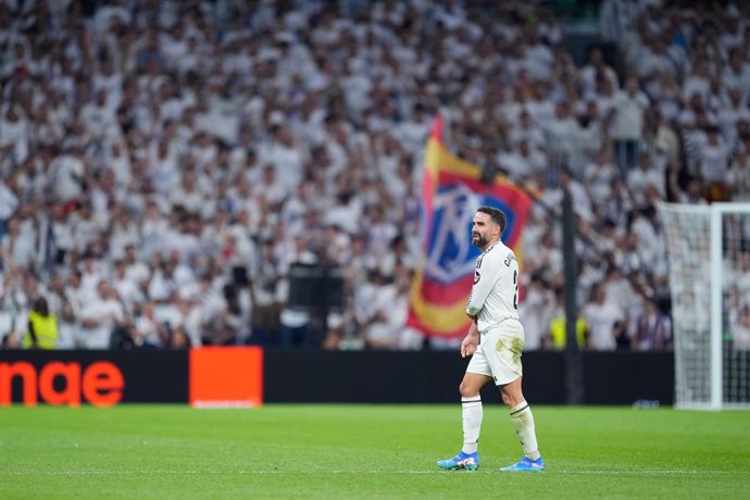 Fútbol.- El lateral Dani Carvajal se queda fuera de la convocatoria del Real Madrid para la visita del Alavés