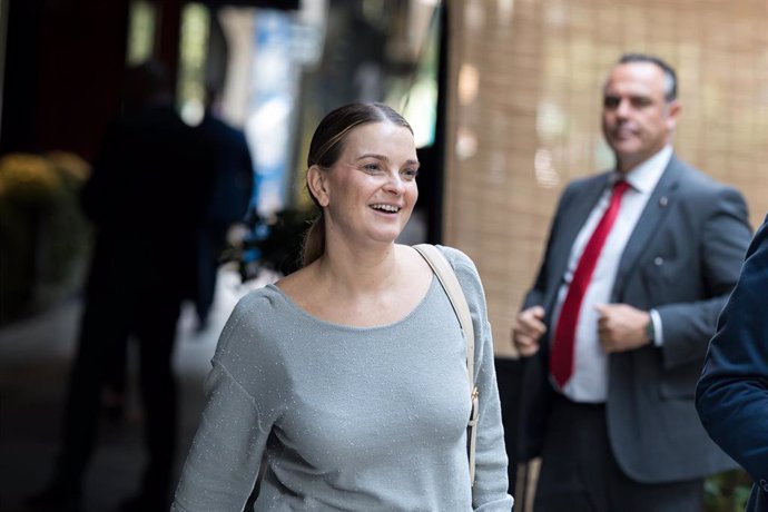 La presidenta del Govern, Marga Prohens, tras un encuentro con los presidentes autonómicos del PP.