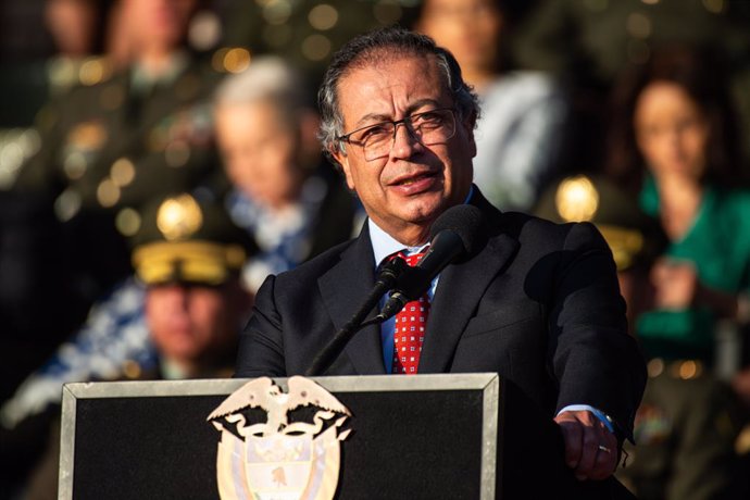 Archivo - June 25, 2024, Bogota, Cundinamarca, Colombia: Colombian president Gustavo Petro spaeaks during the promotion ceremony to Brigadier Generals of Colombia's national police in the General Santander Police Academy in Bogota, June 25, 2024.