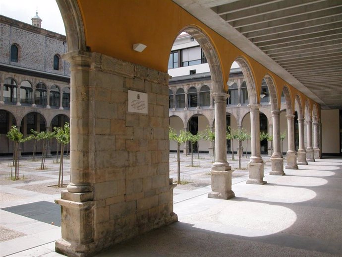 Archivo - Claustro del Departamento de Educación