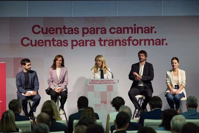 La vicepresidenta del Gobierno y ministra de Trabajo, Yolanda Díaz, presenta las propuestas de Sumar para los Presupuestos Generales del Estado con los ministros y ministras de la coalición.