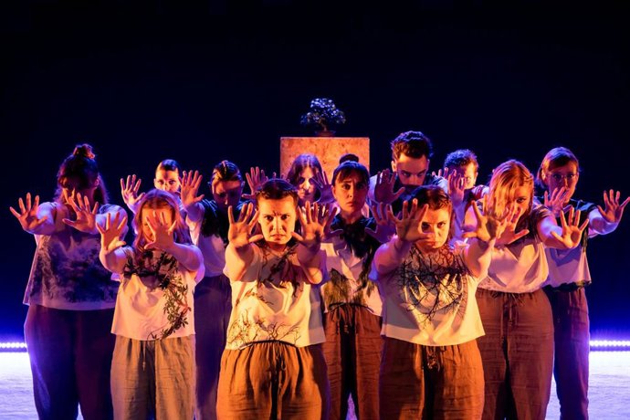 Escena Erasmus  'Qui soc jo quan ningú em mira'