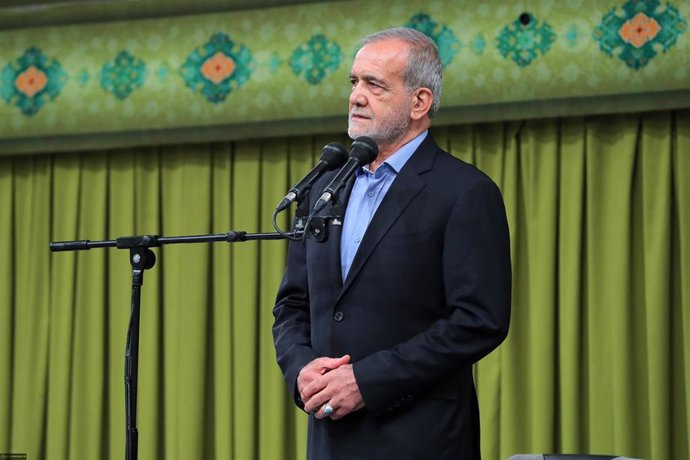 El presidente de Irán, Masud Pezeshkian, durante un acto en Teherán (archivo)