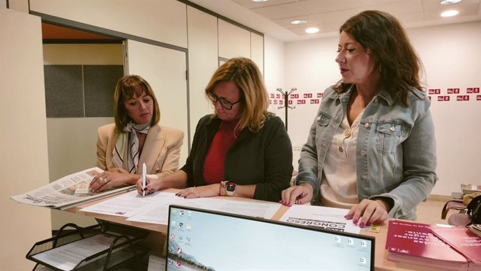 La secretaria general del PSOE Teruel, Mayte Pérez, presenta su precandidatura para encabezar la delegación de la provincia en el 41 Congreso Federal