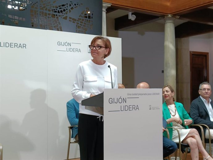 Intervención de la alcaldesa de Gijón, Carmen Moriyón (Foro), durante la presentación de la marca 'Gijón Lidera', en el museo Casa Natal de Jovellanos (Gijón).