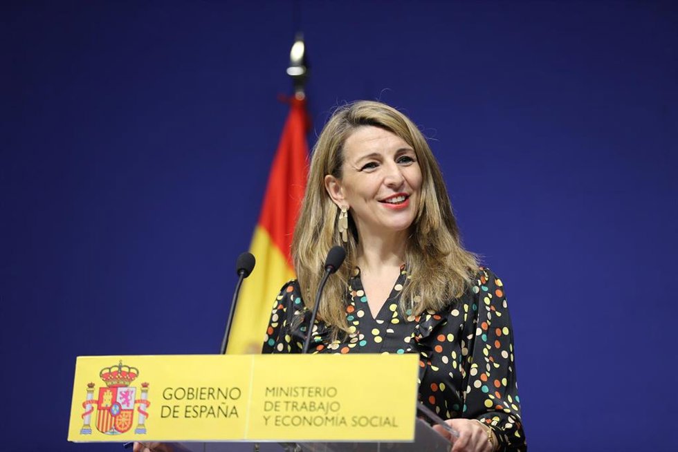 Archivo - La ministra de Trabajo, Yolanda Díaz, en rueda de prensa
