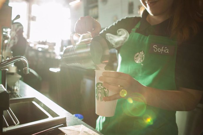 Establecimiento y café de Starbucks