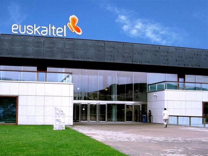 Archivo - Sede de Euskaltel en Zamudio