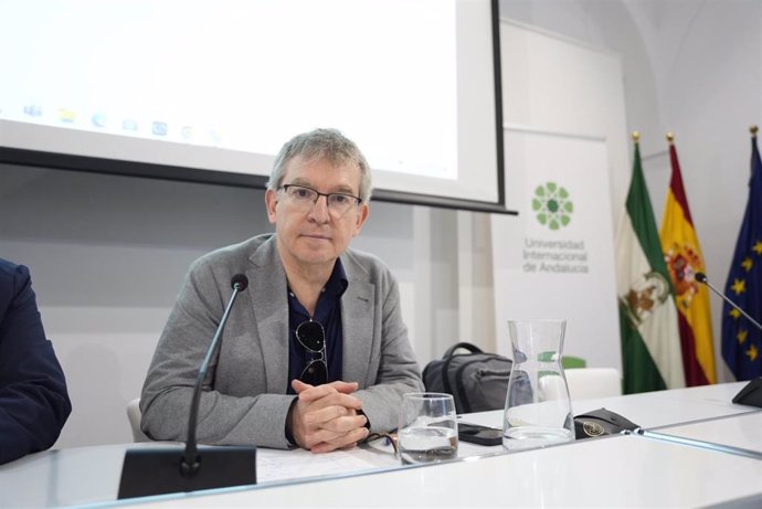 El escritor de novela histórica Santiago Posteguillo, en la Sede de La Cartuja de la Universidad Internacional de Andalucía (UNIA) en Sevilla.