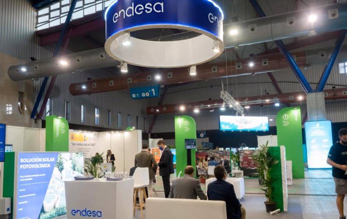 Estand de Endesa en el Foro de Inteligencia y Sostenibilidad Urbana, Greencities & S-Moving 2024 que se celebra en Málaga