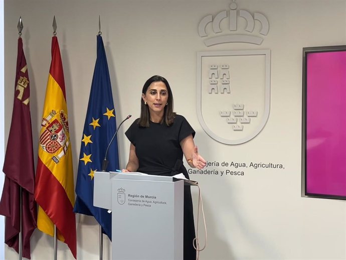 La consejera de Agua, Agricultura, Ganadería y Pesca, Sara Rubira, en la rueda de prensa previa a la celebración de la Conferencia Sectorial