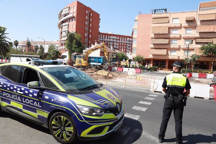 Archivo - Imagen de un coche patrulla de la Policía Local