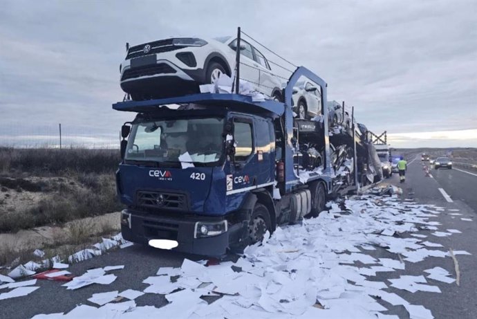 Accidente de camiones en la A-15, en Soria