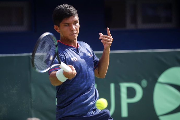 Tenis, Chile vs Peru. Copa Davis 2024. El jugador de Chile Matias Soto es fotografiado durante el partido de la Copa Davis contra Peru disputado en el Court Central Anita Lizana de Santiago, Chile. 04/02/2024 Jonnathan Oyarzun/Photosport  Tennis, Chile