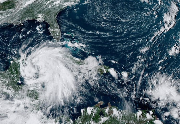 September 24, 2024: East Coast, USA: Evacuations are underway and time is running for Floridians to prepare for Helene, which threatens to hit as the strongest storm to make landfall in the United States in over a year. Tropical Storm Helene formed in the