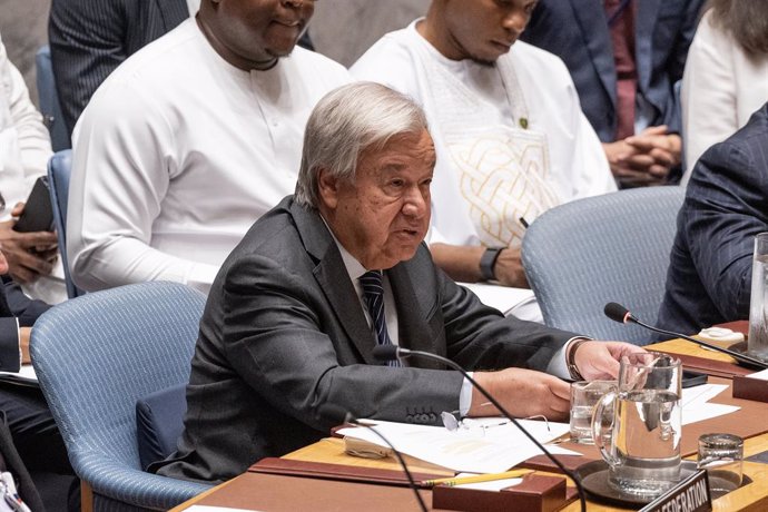 Archivo - August 12, 2024, New York, New York, United States: Secretary-General Antonio Guterres speaks during SC meeting on 'Addressing the historical injustice' at UN Headquarters in New York. During open discussion President of Sierra Leone Julius Maad