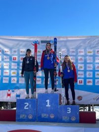 La esquiadora de Villanúa (Huesca) Martina Terrén logra la victoria en dos pruebas internacionales FIS en Chile