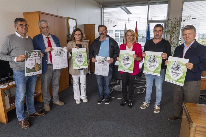 La consejera de Desarrollo Rural, Ganadería, Pesca y Alimentación, María Jesús Susinos, presenta la Feria Agroalimentaria de San Roque de Riomiera