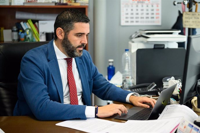 Archivo - El delegado territorial de Turismo, Cultura y Deporte de la Junta de Andalucía, Juan José Alonso, en una imagen de archivo. 