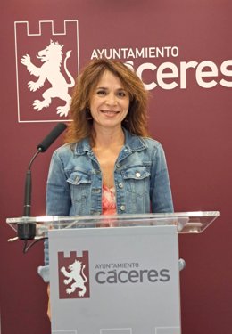 Belén Fernández, portavoz del PSOE en el Ayuntamiento de Cáceres