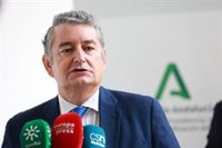 Sanz afirma que el diálogo con grupos será "real" a partir de la próxima semana sobre un decálogo que se les "entregó"