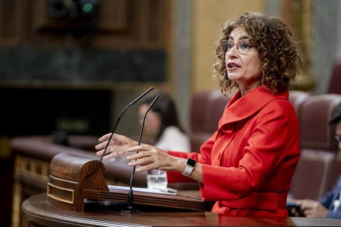 La vice-presidenta primera i ministra d'Hisenda, María Jesús Montero.