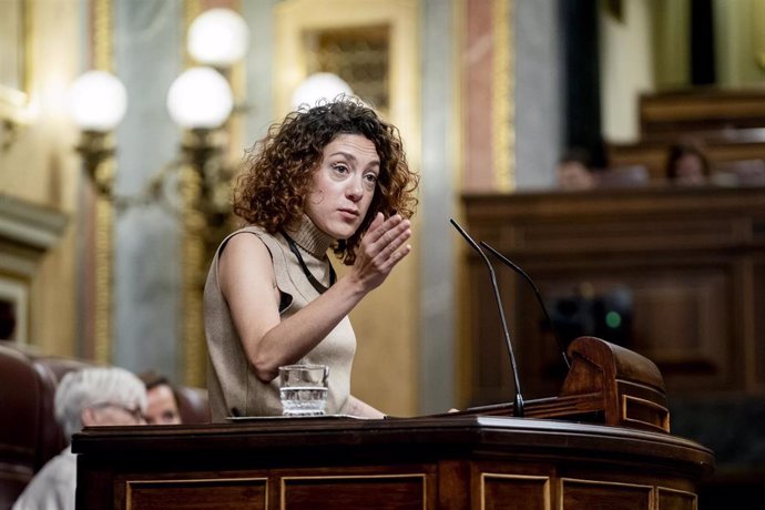 La portavoz de Sumar en el Congreso, Aina Vidal, interviene durante una sesión plenaria en el Congreso de los Diputados, a 26 de septiembre de 2024, en Madrid (España). 