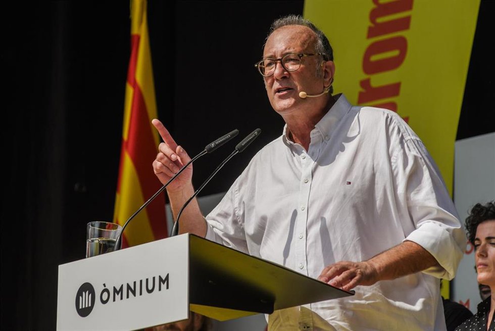 El presidente de mnium, Xavier Antich, interviene durante un acto por la Diada, a 11 de septiembre de 2024
