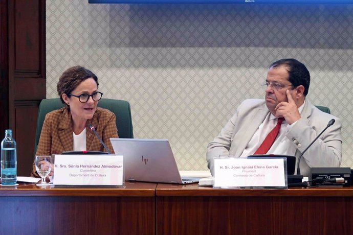 La consellera de Cultura Sònia Hernández, en el Parlament