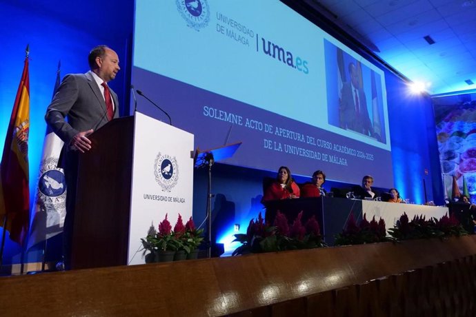 El secretario general de Universidades de la Junta de Andalucía, Ramón Herrera, en la apertura del curso académico de la UMA.