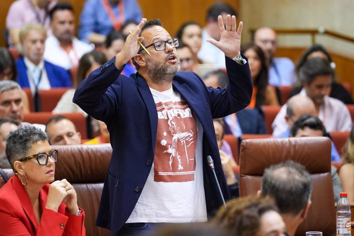 Archivo - El portavoz de Adelante Andalucía, José Ignacio García, en una imagen de archivo en el Parlamento.