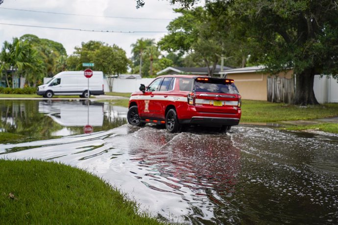 September 25, 2024, St. Petersburg, FL, US: St. Petersburg Fire and Rescue responds to a call of a fire in a house on a flooded street in Shore Acres in the aftermath of Hurricane Idalia, on Aug. 31, 2023, in St. Petersburg, Florida.