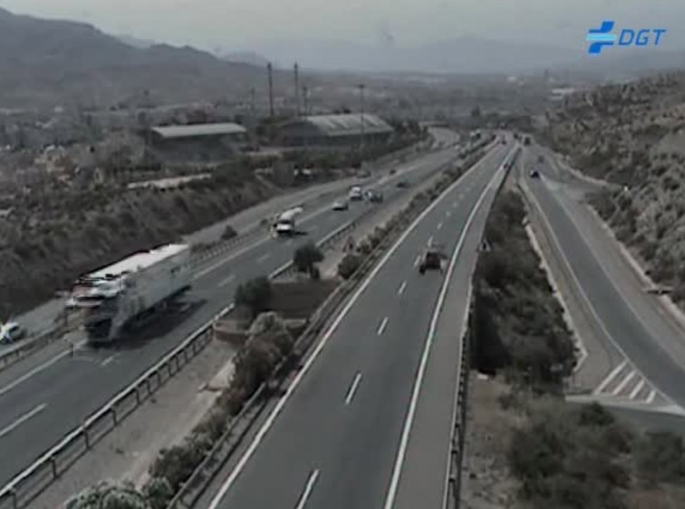 Archivo - Autovía A-7 a su paso por Viator (Almería).