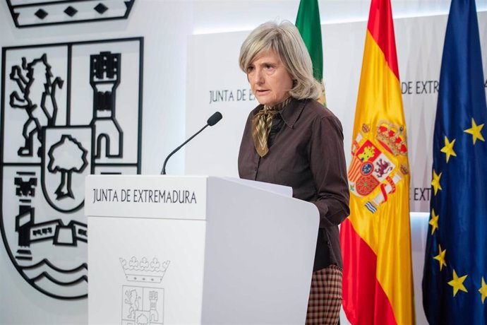 La consejera de Cultura, Turismo, Jóvenes y Deportes, Victoria Bazaga, en rueda de prensa