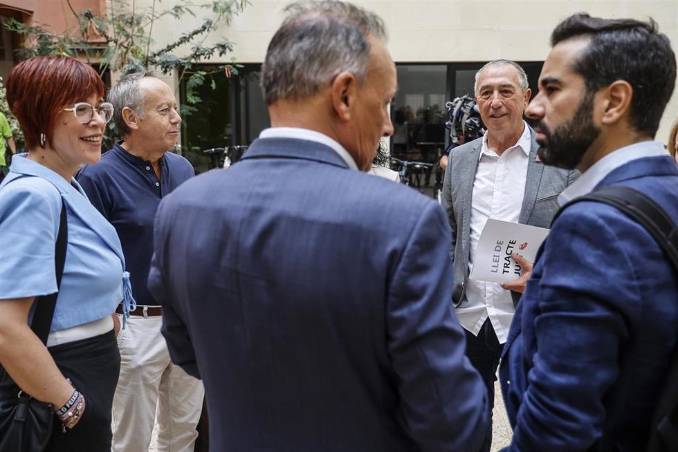 Reunión de la plataforma Per un Finanament Just