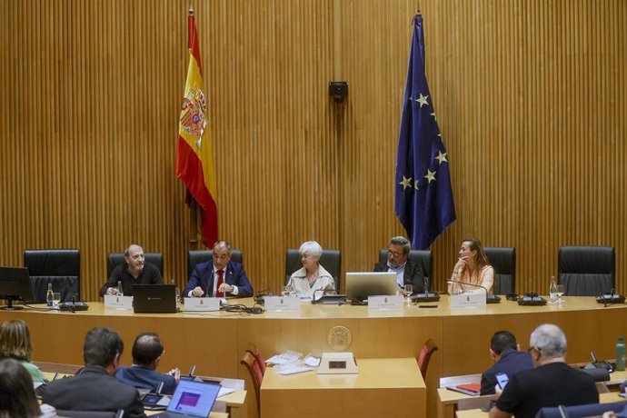 El consejero de Cohesión Territorial del Gobierno de Navarra,  Óscar Chivite interviene en una  jornada sobre el mecanismo rural de garantía y su papel en la repoblación rural, este viernes en Madrid.