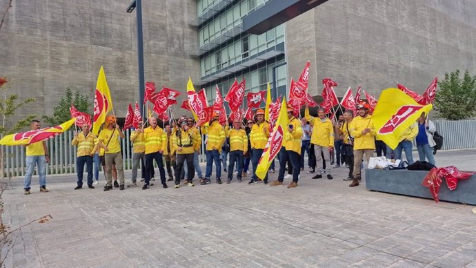 Bomberos forestales se concentran en Mérida