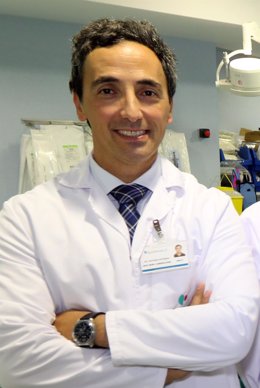 El doctor Antonio Esteban, jefe del servicio de Cardiología del Hospital Quirónsalud Málaga