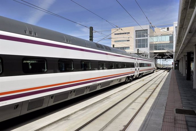 Archivo - El Tren de Antonio Machado de Madrid a Segovia.