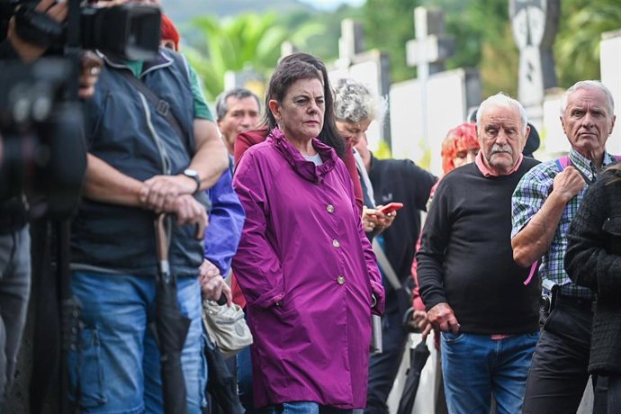 La portavoz en el Congreso de EH Bildu, Mertxe Aizpurua, participa en el acto de homenaje a los militantes de ETA Juan Paredes 'Txiki' y Ángel Otaegi, en Zarautz